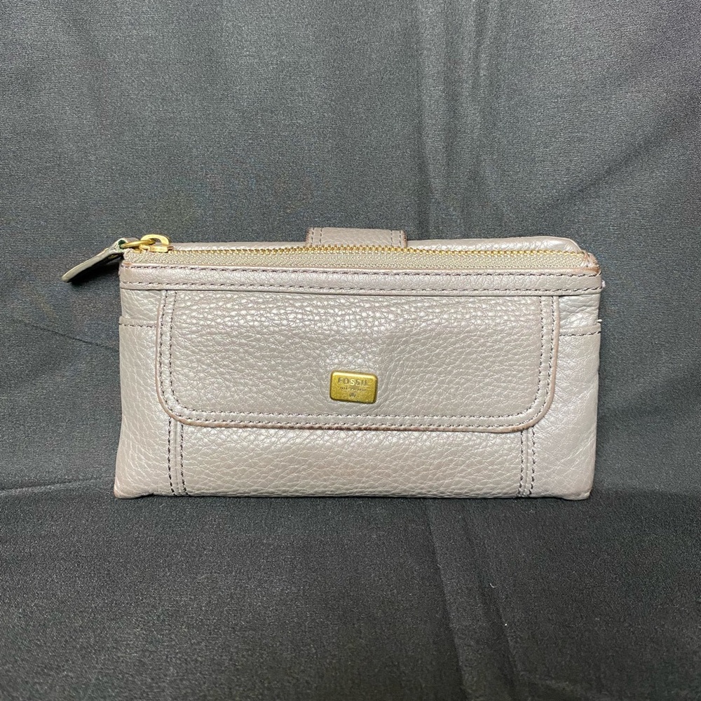 Fossil Emory Clutch Wallet in Gray